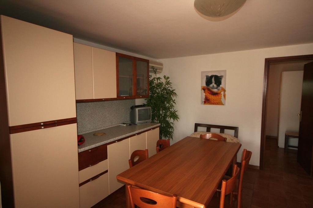 Ba - Villa Stella - 3 Apartments- Lignano Sabbiadoro Luaran gambar